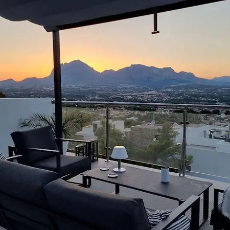 Ferienhaus Magnificent View And Pool El Albir