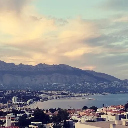 Magnificent View And Pool Holiday home El Albir