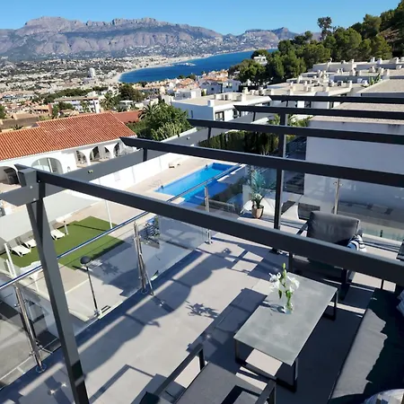 Magnificent View And Pool Ferienhaus *